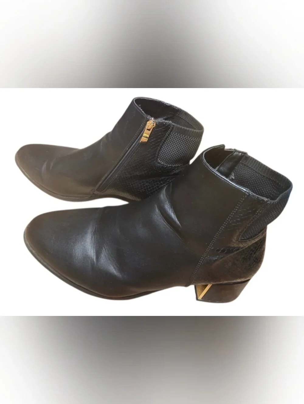 Gold Accent Heel Ankle Boots w/Side Zip Size 11